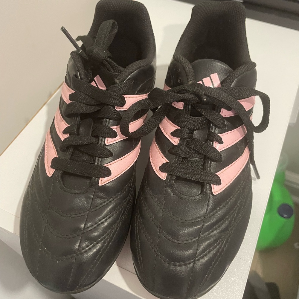 Adidas Kids Black and Pink Sneakers